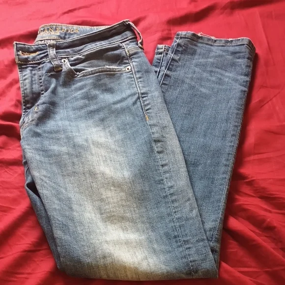 American Eagle Outfitters Women's Jeans Size 4 Casual Extreme Flex Classic Fit - Picture 3 of 8